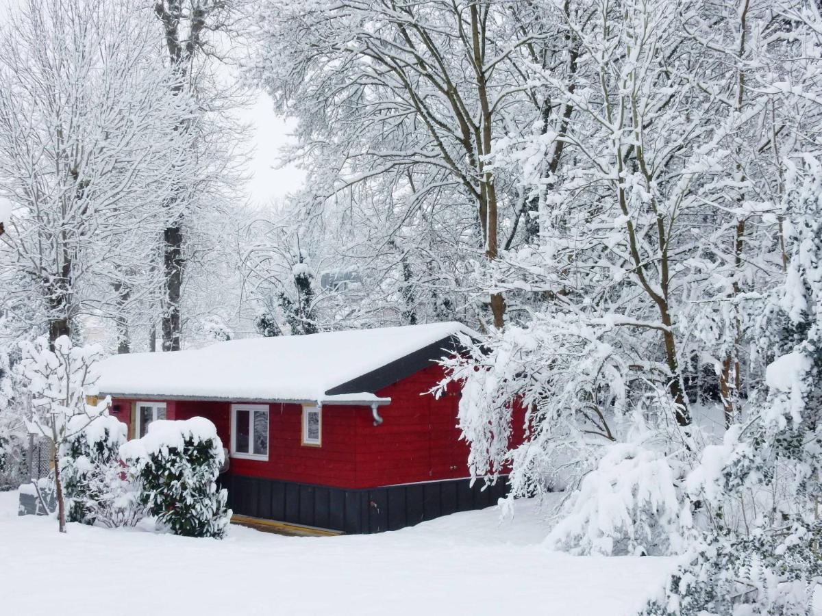 Bed and breakfast Le Cabanon de Chessy Extérieur photo